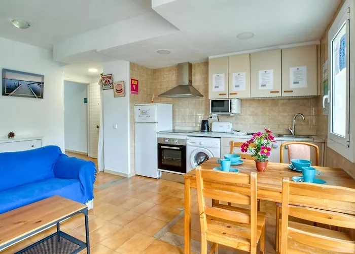 Luisa يوريت دي مار